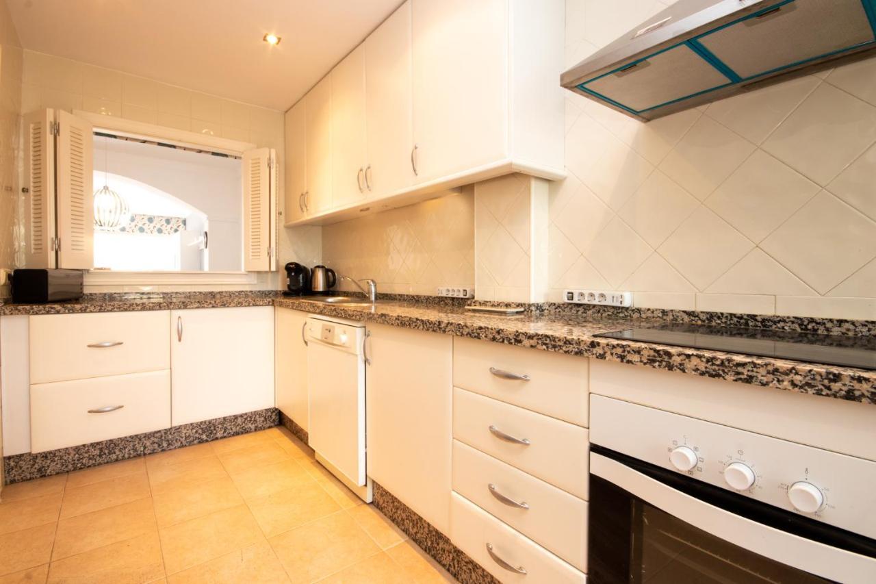 Ground Floor Apartment, Los Jardines De Santa Maria Elviria Marbella Kültér fotó
