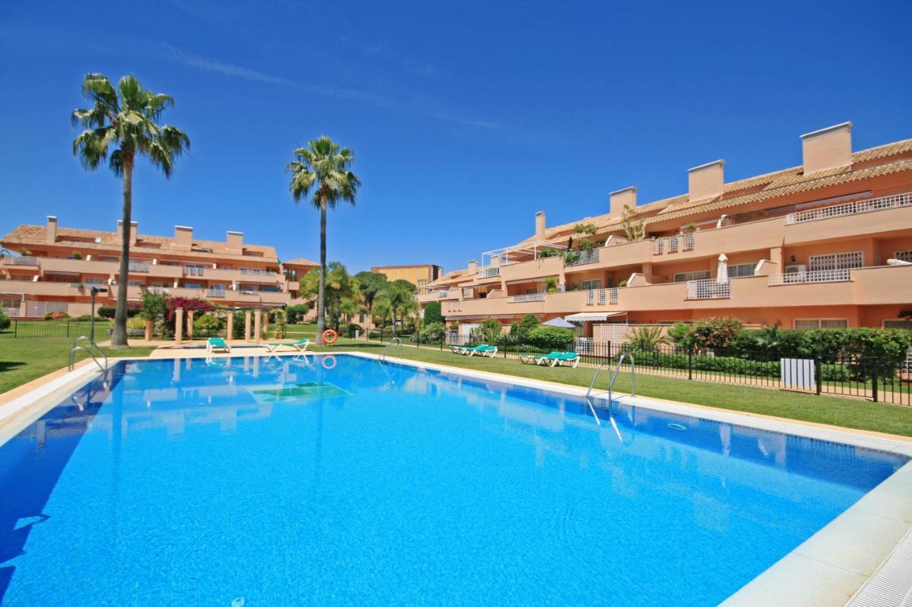 Ground Floor Apartment, Los Jardines De Santa Maria Elviria Marbella Kültér fotó