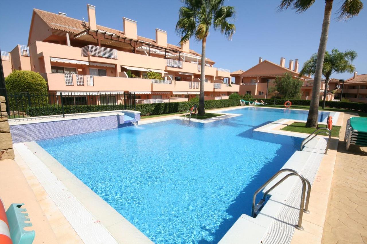 Ground Floor Apartment, Los Jardines De Santa Maria Elviria Marbella Kültér fotó
