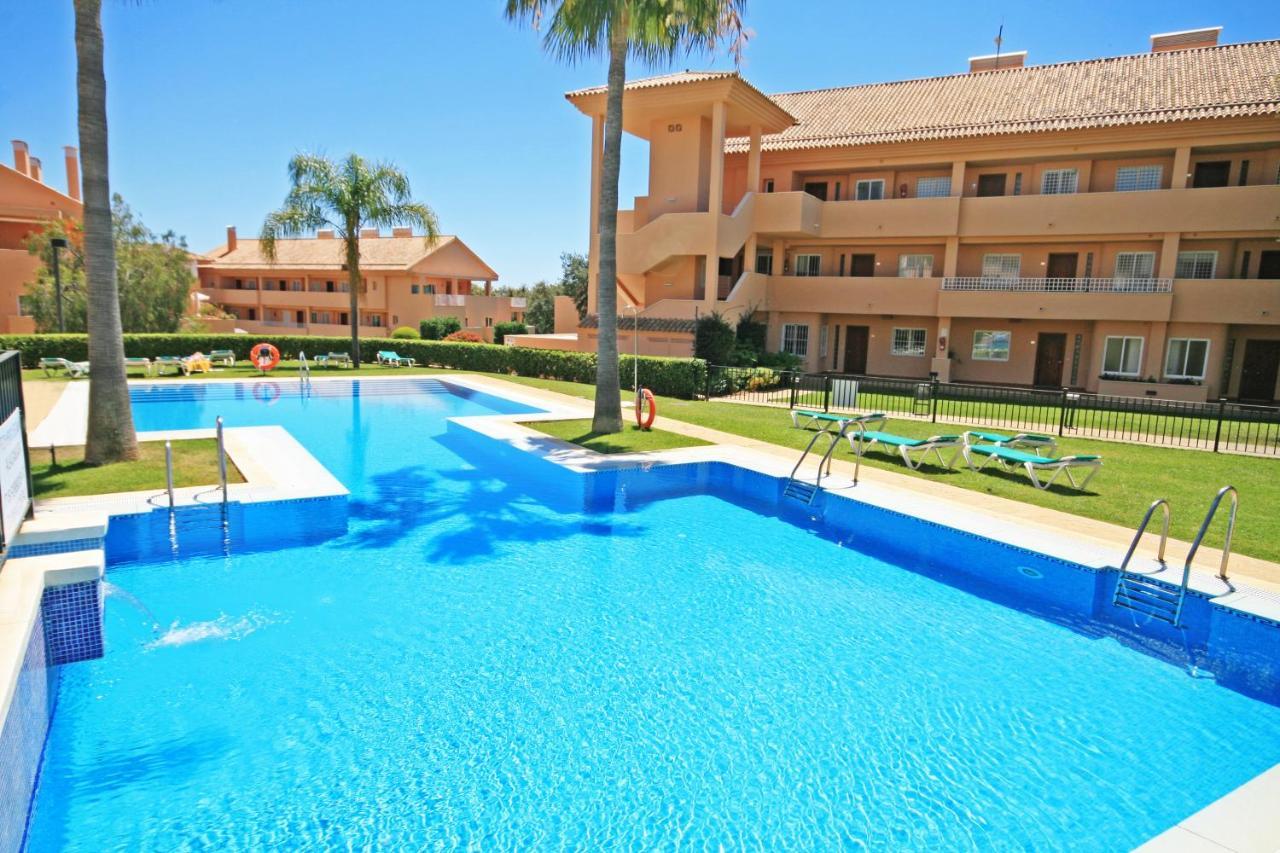 Ground Floor Apartment, Los Jardines De Santa Maria Elviria Marbella Kültér fotó
