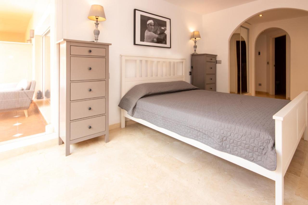 Ground Floor Apartment, Los Jardines De Santa Maria Elviria Marbella Kültér fotó